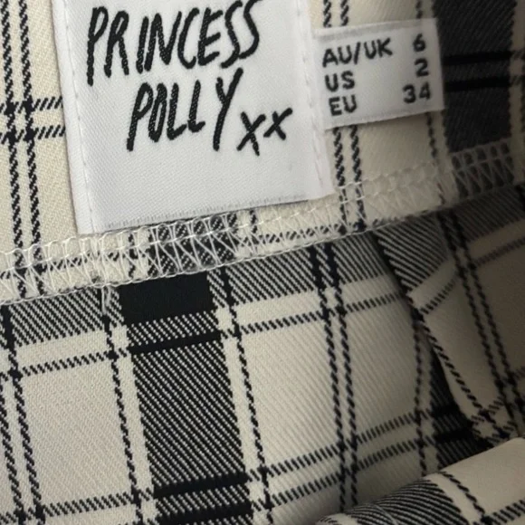 Princess Polly skort - Picture 3 of 3